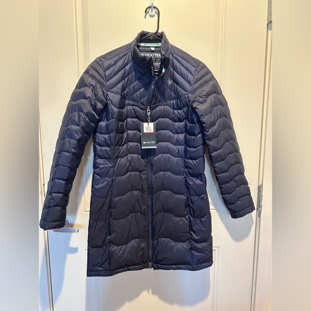 Ariat. NWT Women’s Ideal Down Navy Long Puffer Jacket
